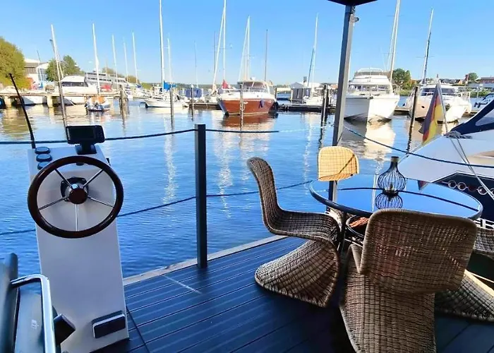 Hausboot Ahoy Masal